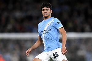 TA：乌兹别克小贩不懂